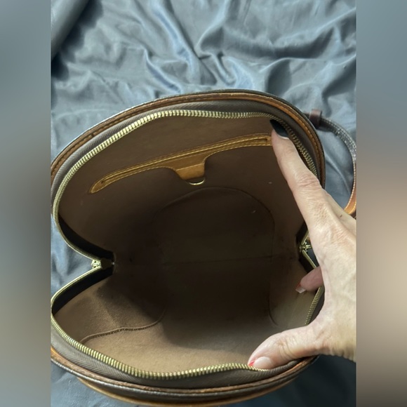 Authentic LV purse in excellent condition. I have bag to go with purse. - Picture 4 of 4